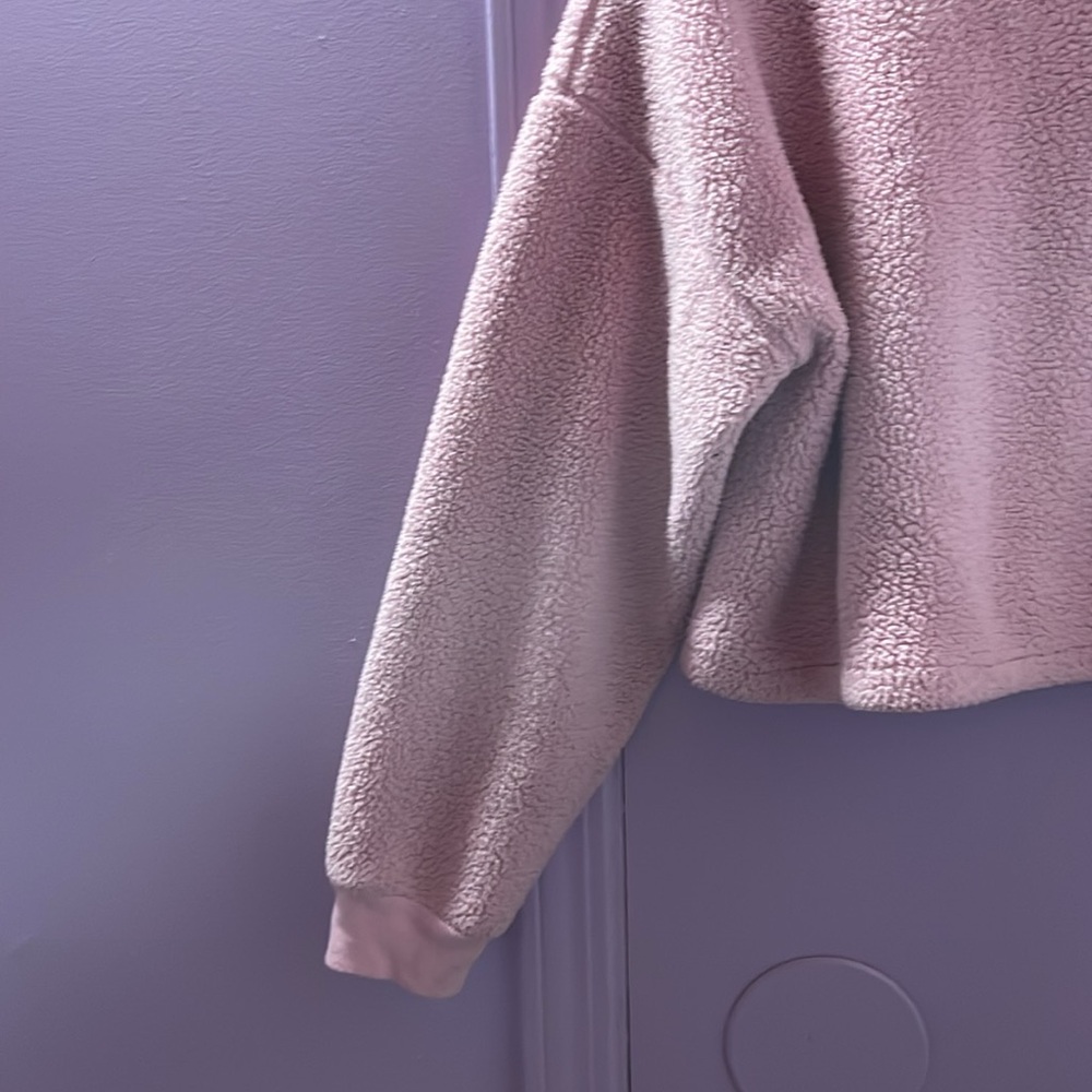Splendid Rose Pink Ashley Cropped Teddy Sweatshirt! EUC - Picture 9 of 10